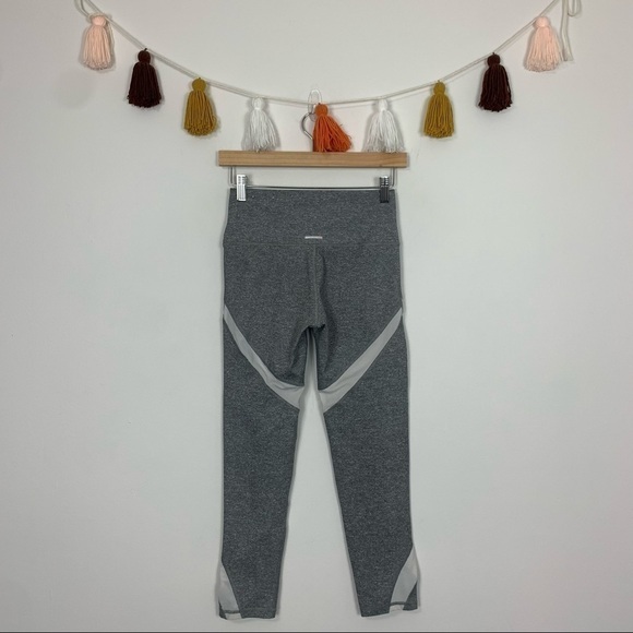 Aerie High Rise Gray White Mesh Insert 7/8 Leggings Size Small - Picture 11 of 11